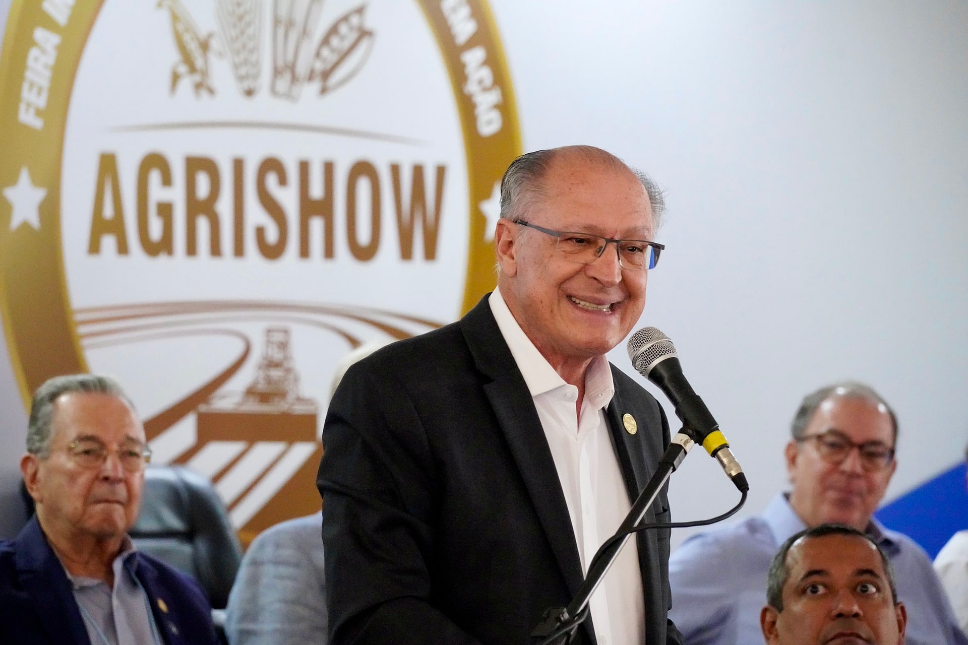 Imagem ilustrativa da notícia: Crédito de R$ 10 bilhões do Move Agrícola chega em meio a retração do setor de máquinas