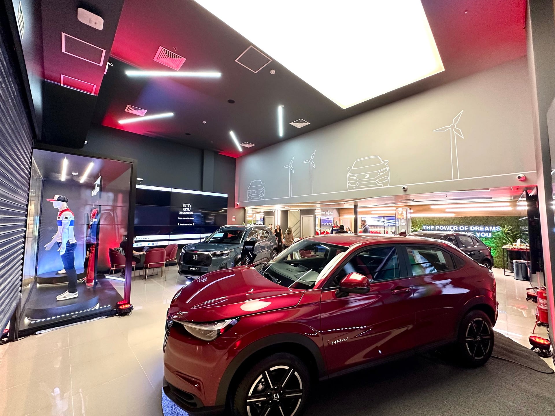 Imagem ilustrativa da notícia: Vendas de veículos surpreendem em março e trimestre é o melhor desde 2015