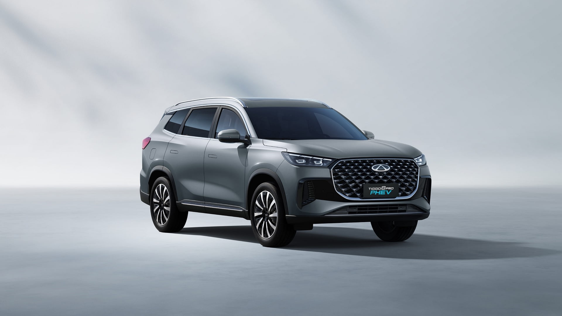 Imagem ilustrativa da notícia: Caoa Chery renova Tiggo 7 e 8 PHEV com novo sistema híbrido CCSH